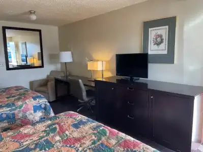 Columbus Motor Inn - 20
