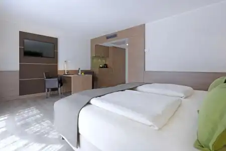 Lindner Dusseldorf Airport, part of JdV by Hyatt - 74