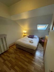 Authentic by Balladins, Hôtel le Carré d'Aix - 83