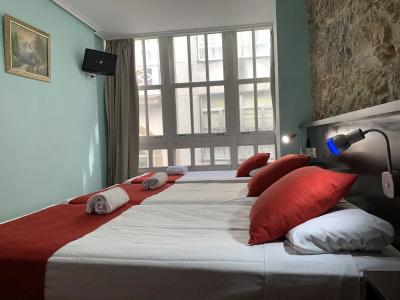 Hostal Hotil - 5
