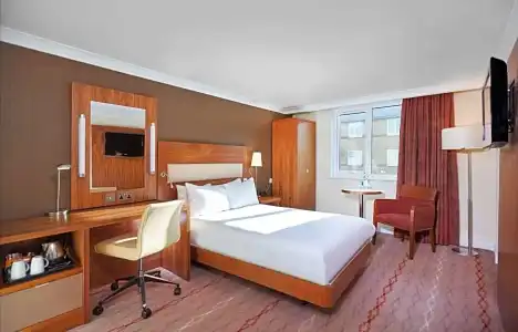 DoubleTree by Hilton Bristol North - 70