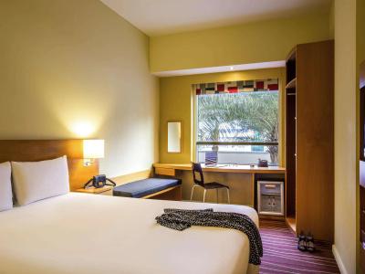 ibis Mall Avenue Dubai - 25