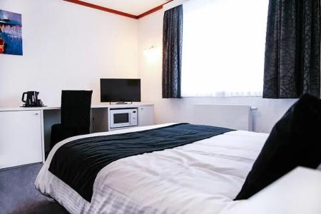 Hôtel Satellite - 22