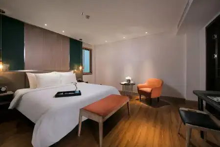 Aurora Premium - A Lifestyle - 5