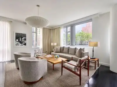 Smyth Tribeca - 147