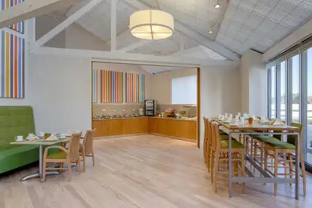DoubleTree by Hilton Houston - Greenway Plaza - 26