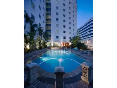 Rendezvous Singapore by Far East Hospitality - 16