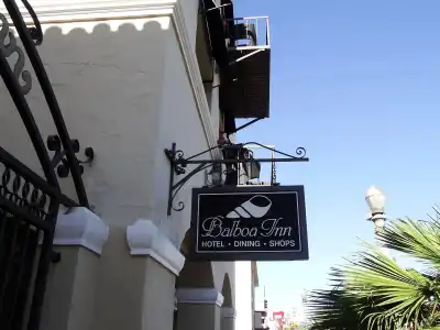 Balboa Inn, On the Beach - 0