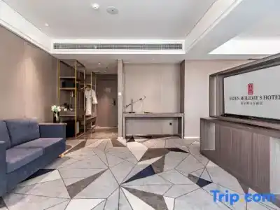 Ji Guangzhou Sports Center Tianhe North Road - 180