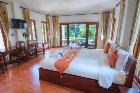 Khanom Hill Resort - 22