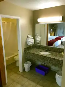 Knights Inn Huntsville, ON - 25