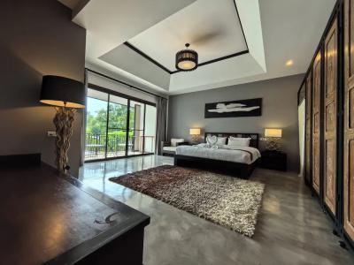 Sannot Riverside Boutique - 107