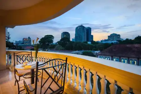 Norfolk Mansion Luxury Serviced Apartment - 123