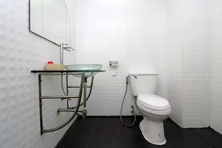 OYO 102 Diamond Residence Silom - 17