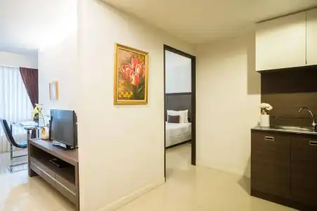 Beyond Suite - 21