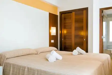 Sagitario Hostal Ciutadella - 26