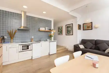 Apartamentos Mayerling Bisbe Urquinaona - 27