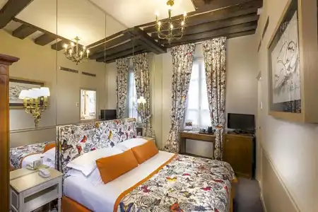 Dauphine Saint Germain - 36