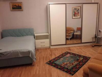 Nizami Street 2 - 12