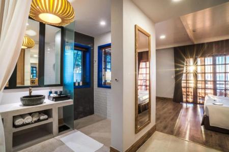 L'Azure Resort and Spa - 43