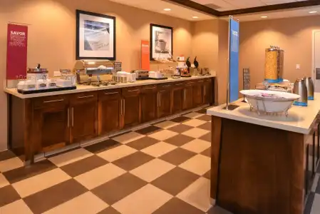 Hampton Inn Omaha Midtown-Aksarben Area - 23