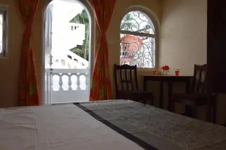 Empire Guest House - 26