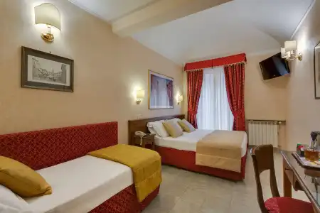 Silla - 4