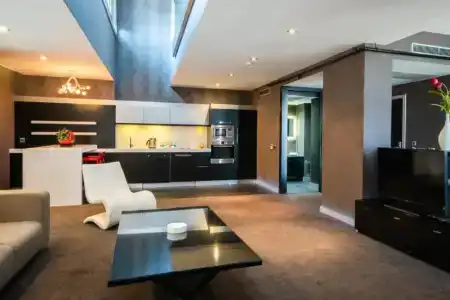 Vernazza Suites - 6