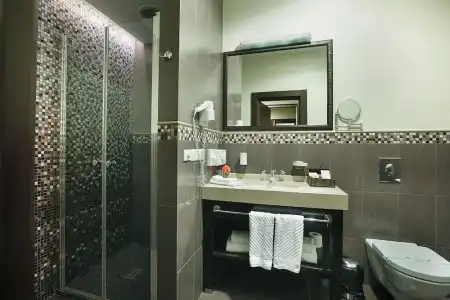 Tsunami Spa - 163