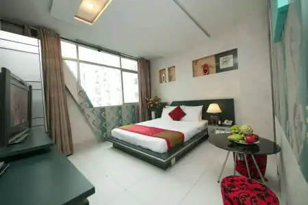 Saigon Charm - 2