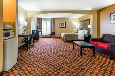 Quality Inn & Suites Montgomery East Carmichael Rd - 36