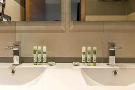 Hôtel Nice Azur Riviera - 36