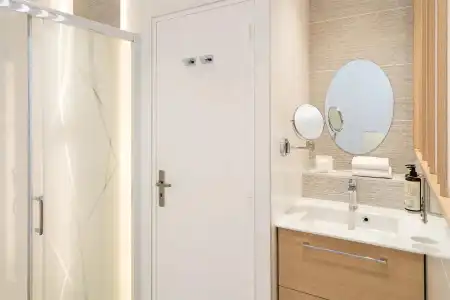 Best Western Plus La Rade - 35