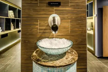 Crowne Plaza Borjomi - 9