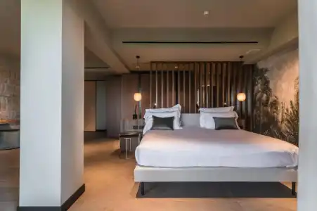 Bellevue & Resort - 199