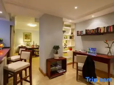 Norfolk Mansion Luxury Serviced Apartment - 190