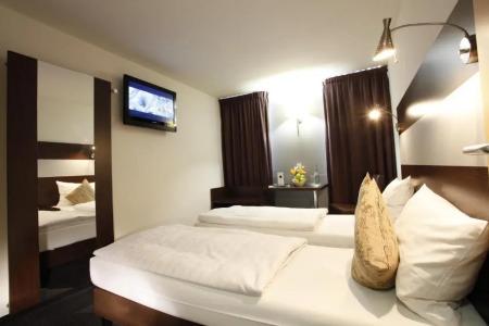 Ayun by Centro Comfort - 28