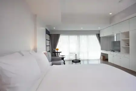 Anona Beachfront Phuket Resort - 3