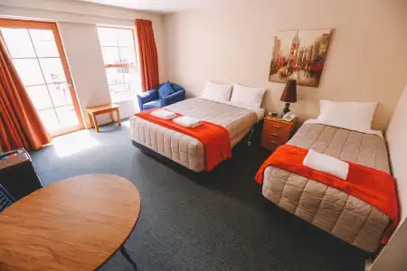 Addington Stadium Motel - 75