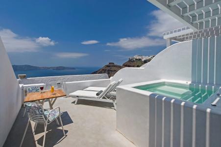 Aura Suites - 9