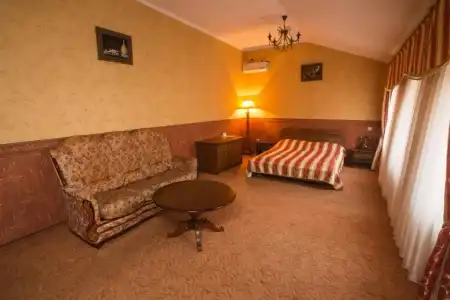 Magnat Lux - 12