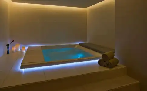 voco DOHA WEST BAY SUITES by IHG - 29