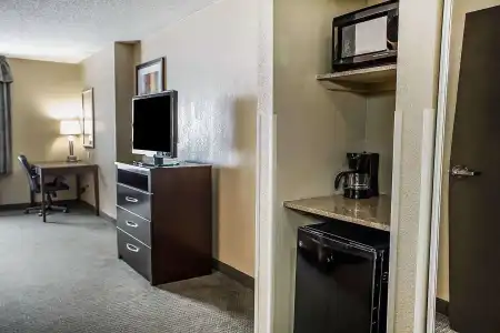 Holiday Inn Express Columbus Downtown by IHG - 33