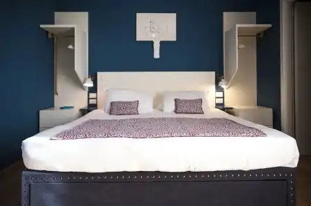 Rarity Suites - 219