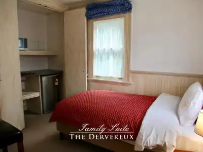 The Devereux Boutique - 95