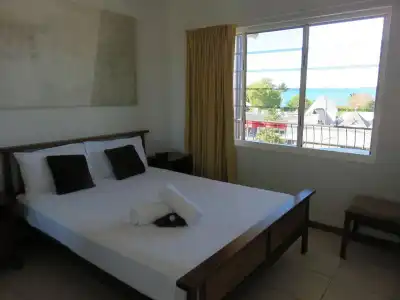 Airlie Beach Apartments - 2