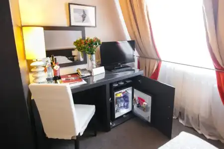 Reikartz Kropivnytskiy - 19