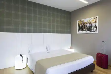 B&B - 2