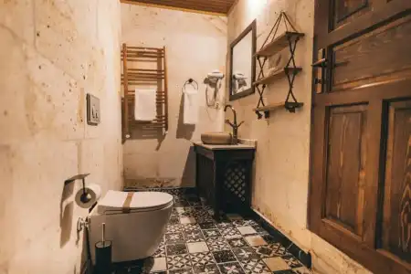 Tale Cave Inn - 165