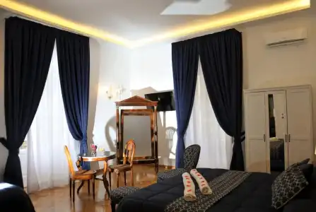 Di Palma Suite - 81